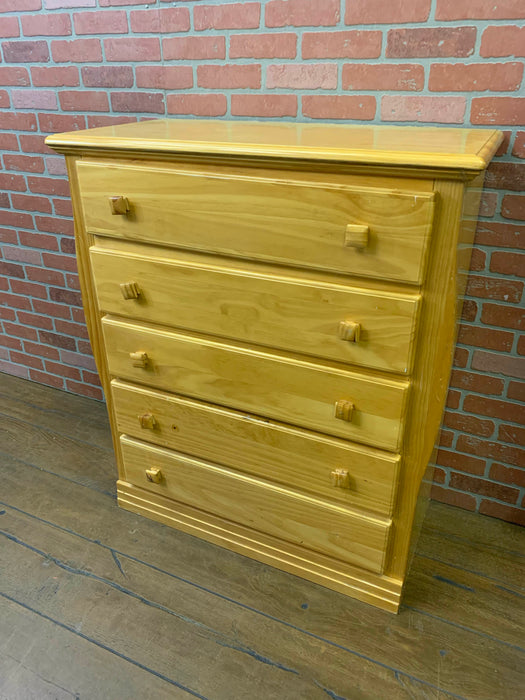 Delta Children 5 drawer Dresser