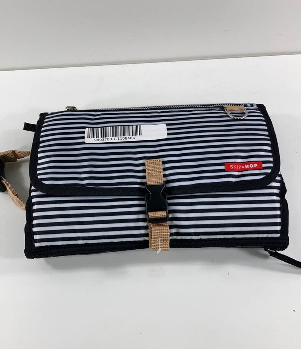 Shop Skip Hop Soho Crossbody Diaper Bag Clutch at Goodbuygears