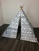 secondhand Pillowfort Kid’s Teepee