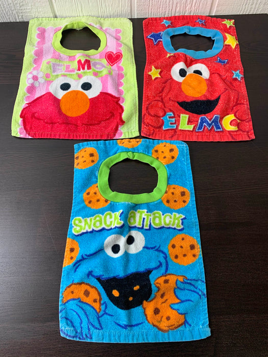 used BUNDLE Baby Bibs, Sesame Street