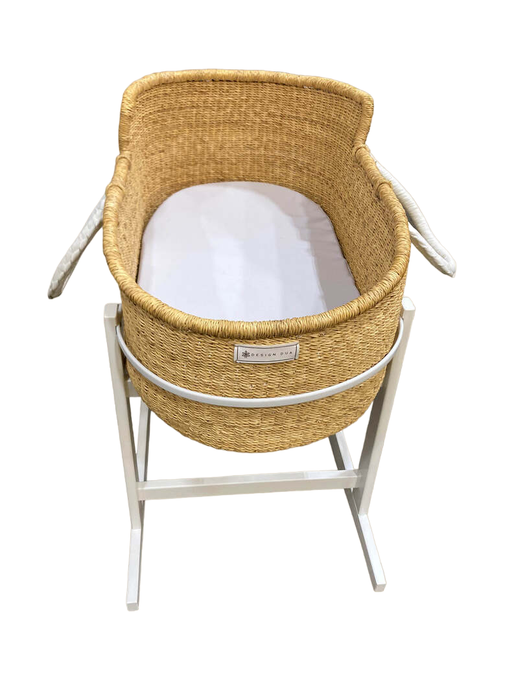 used Design Dua Natural Bilia Bassinet With Rocking Stand
