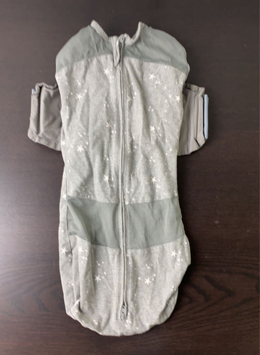 secondhand Happiest Baby SNOO Sack and Fitted Sheets