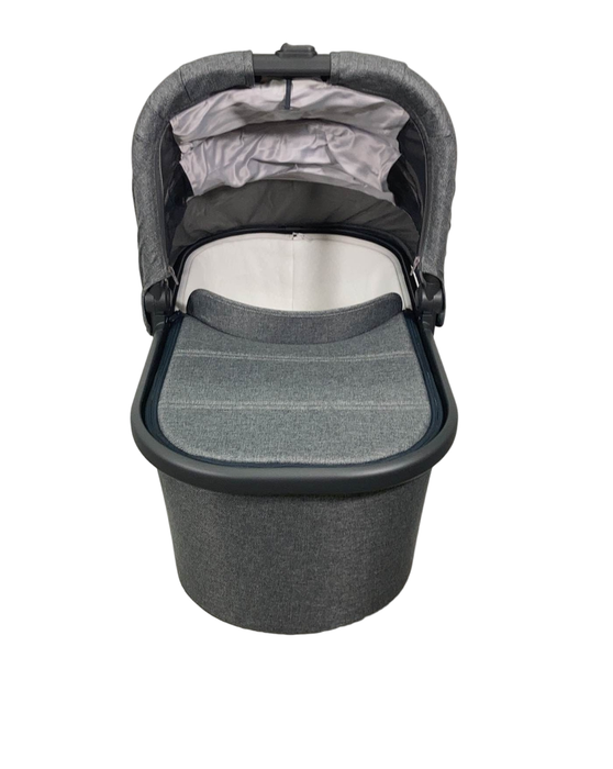 Shop UPPAbaby VISTA V2 Stroller, 2022, Greyson (Charcoal Melange) at Goodbuygears