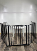 used BabyDan Flex XL Baby Gate-HIDDEN IS THIS ONLY TWO PANELS?