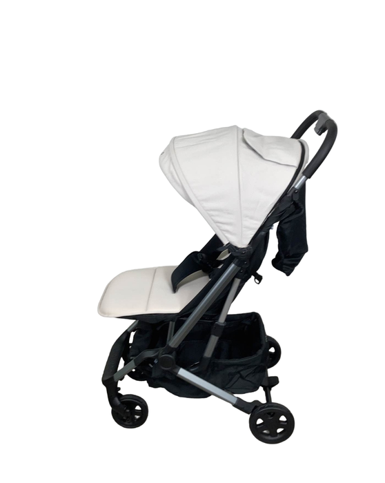 Shop Colugo Compact Stroller, Dune, 2022 at Goodbuygears