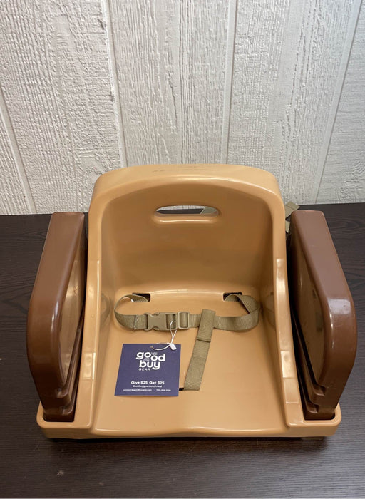 Shop Booster Seat at Goodbuygears