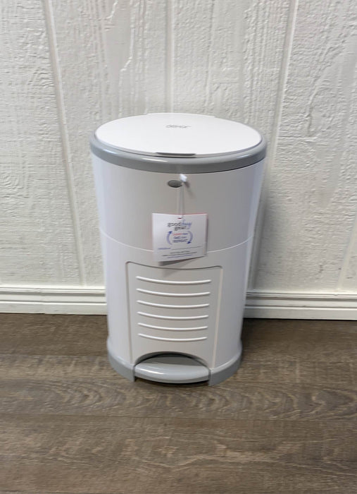 used Diaper Dekor Classic Diaper Pail, White