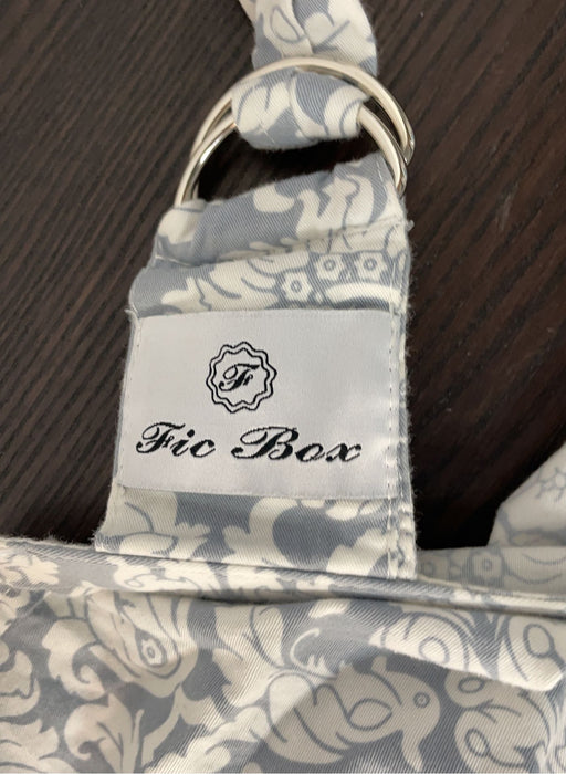 secondhand Ficbox Nursing Cover