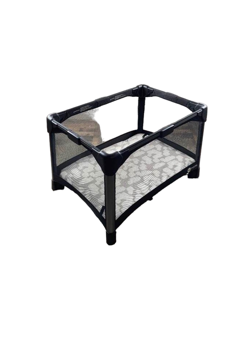 Shop 4moms Breeze Playard, 1028 at Goodbuygears