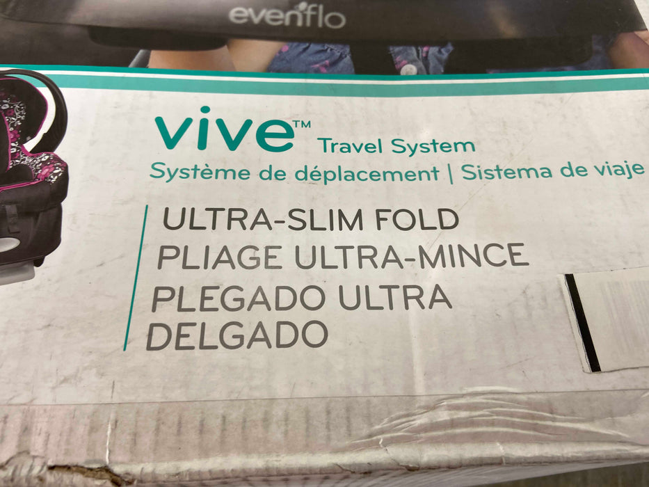 secondhand Evenflo Vive Travel System with Embrace Infant Car Seat (Daphne)