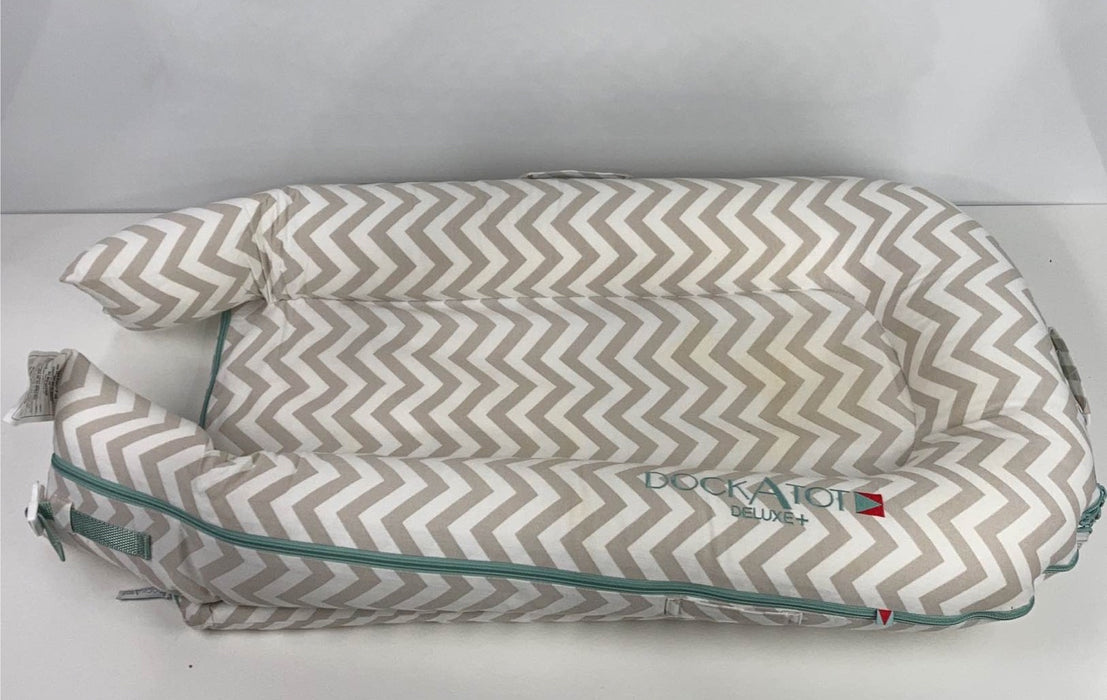 Shop Dockatot Deluxe+ Dock, Silver Lining (chevron) at Goodbuygears