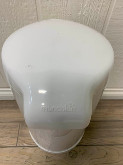 secondhand Munchkin Arm & Hammer Diaper Pail