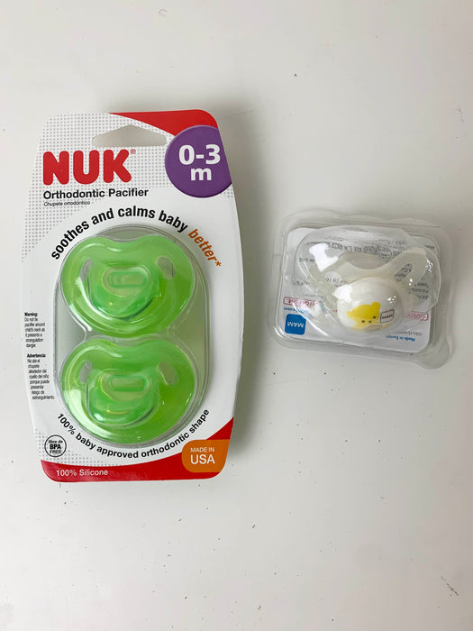 used BUNDLE Pacifiers