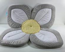 secondhand Blooming Bath Baby Bath Lotus, White-Yellow