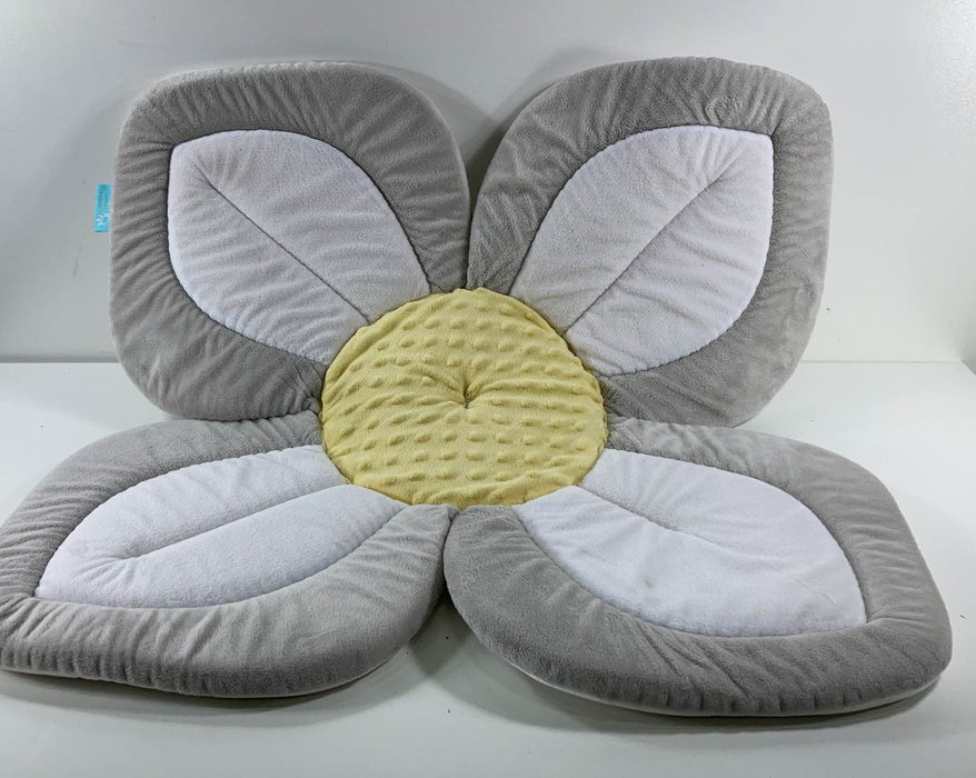 secondhand Blooming Bath Baby Bath Lotus, White-Yellow