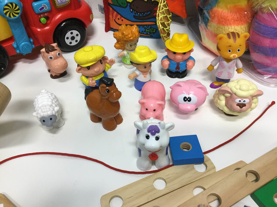 secondhand BUNDLE Infant & Toddler Toys