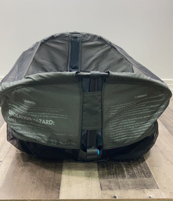 Shop Munchkin Brica Fold 'n Go Travel Bassinet at Goodbuygears