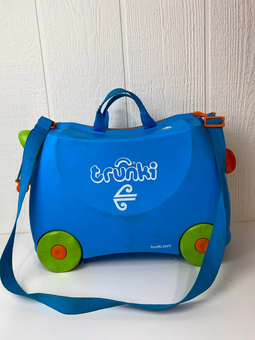 secondhand Melissa & Doug Trunki, [DONATE]