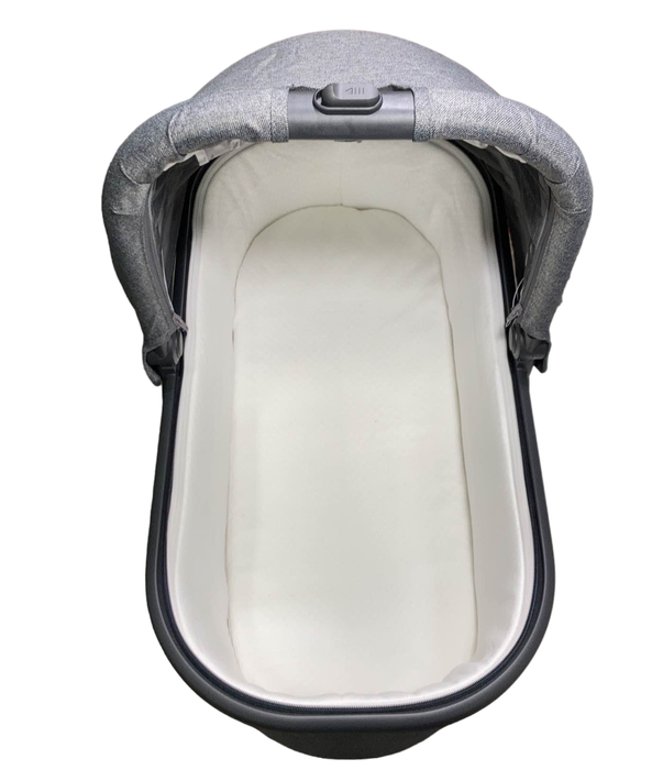 Shop UPPAbaby VISTA V2 Stroller, 2022, Greyson (Charcoal Melange) at Goodbuygears