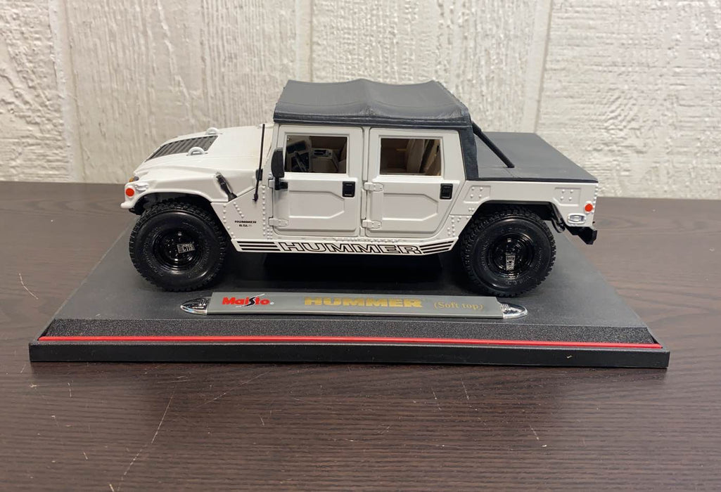 used Maisto 1:18 Hummer Soft Top