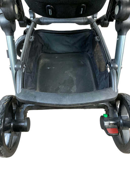Shop Silver Cross Wave Stroller, 2022, Onyx at Goodbuygears