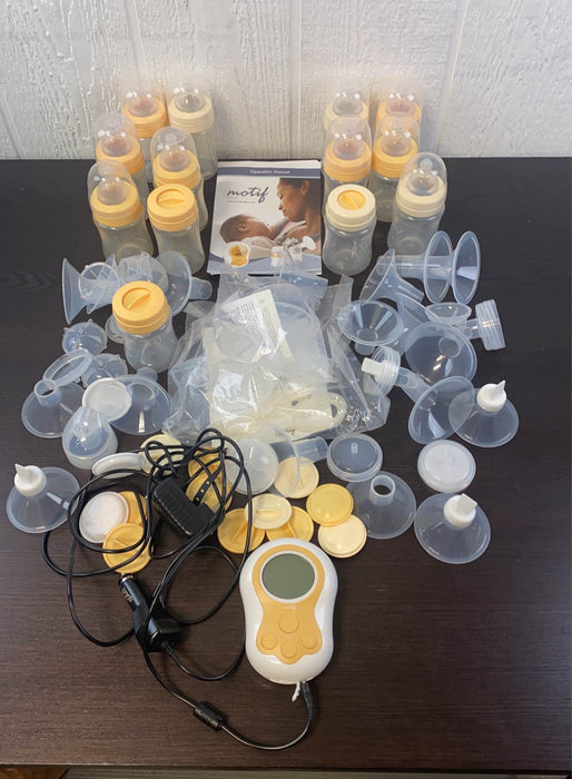 secondhand Motif Medical Motif Duo Breast Pump, With Accessories
