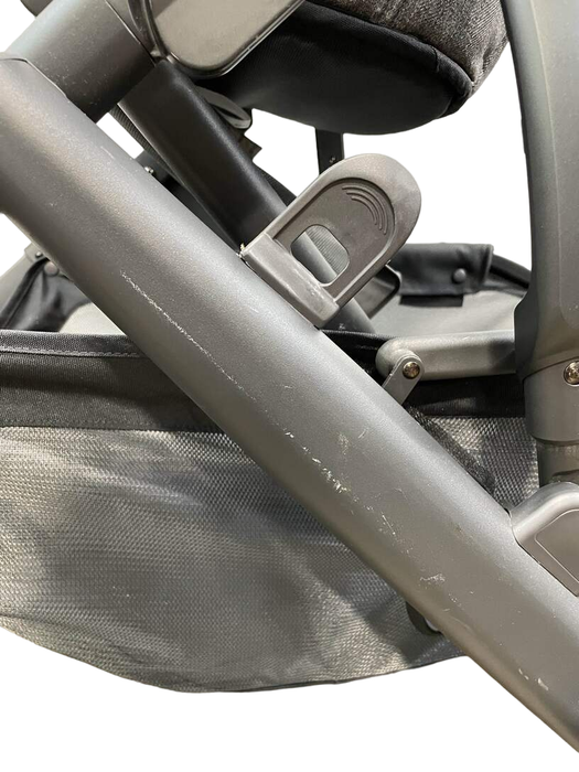 Shop UPPAbaby VISTA V2 Stroller, 2021, Greyson (Charcoal Melange) at Goodbuygears