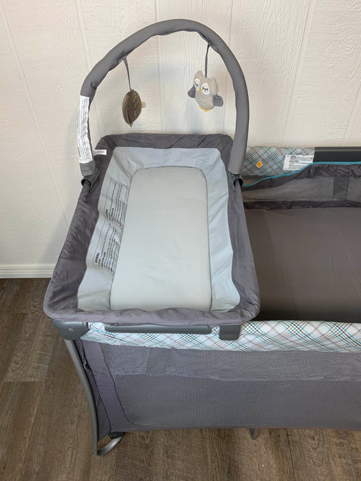 secondhand Eddie Bauer Complete Care Playard