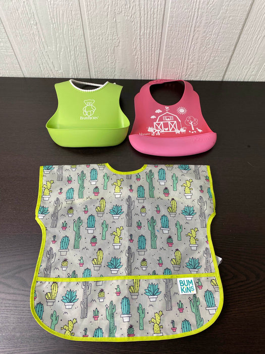 used BUNDLE Baby Bibs