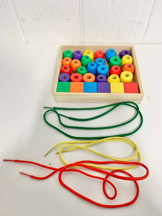 used Melissa & Doug Primary Lacing Beads