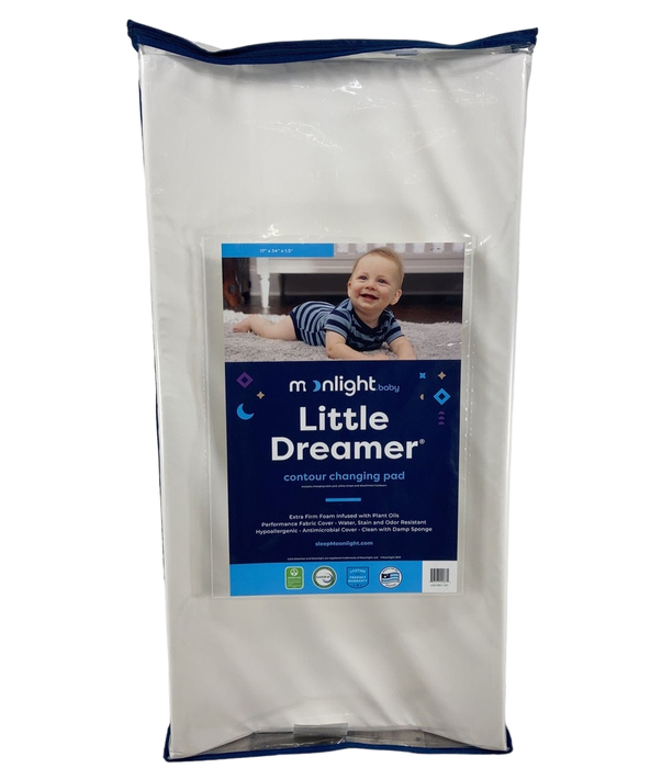 Shop Moonlight Slumber Little Dreamer Contour Changing Pad, 17x34 at Goodbuygears