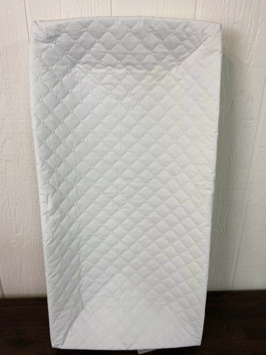 used Summer Infant Contoured Changing Pad