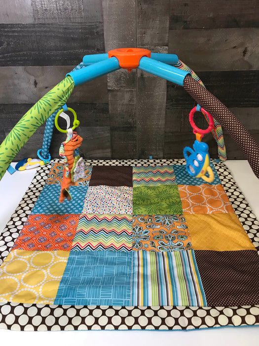 Infantino Twist & Fold Activity Gym