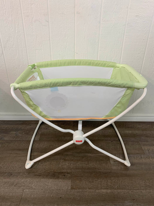 secondhand Fisher Price Rock N’ Play Portable Bassinet