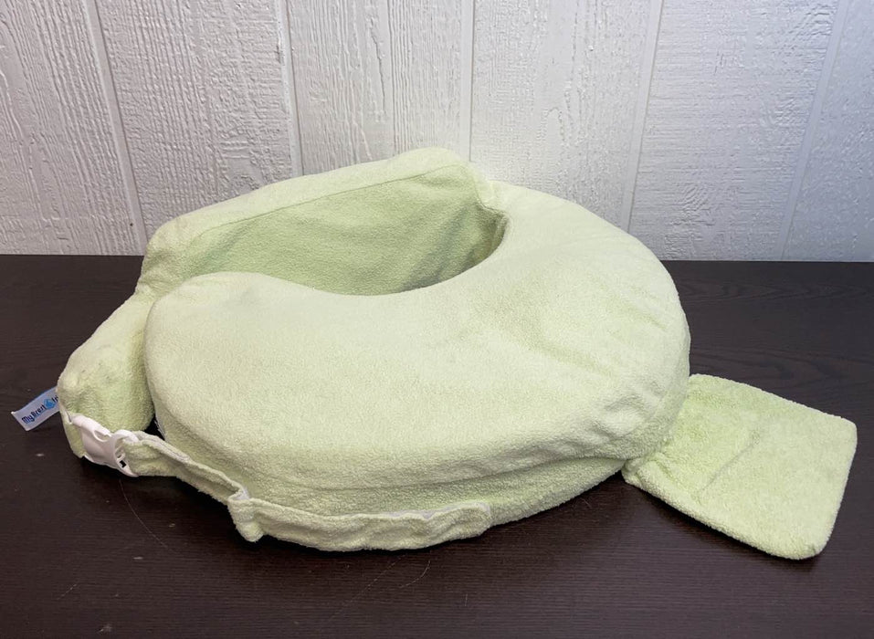used My Brest Friend Nursing Pillow