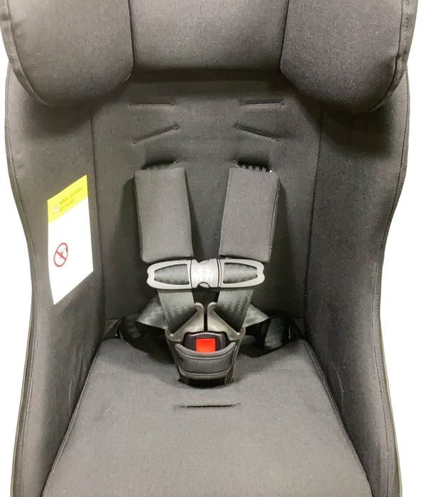 Shop Clek Foonf Convertible Car Seat, 2023, Pitch Black at Goodbuygears