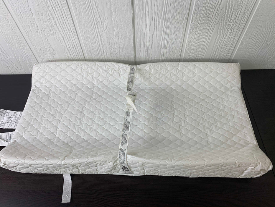 secondhand Contoured Changing Pad