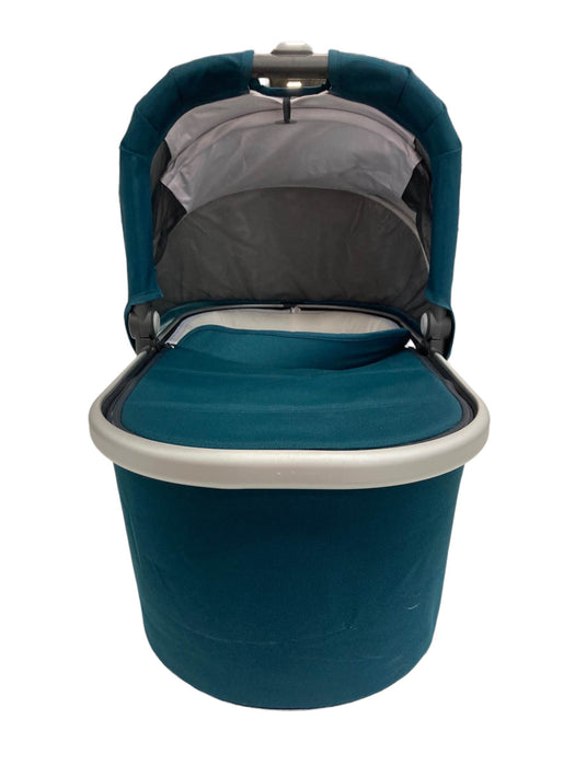 Shop UPPAbaby VISTA V2 Stroller, Finn (Deep Sea) at Goodbuygears