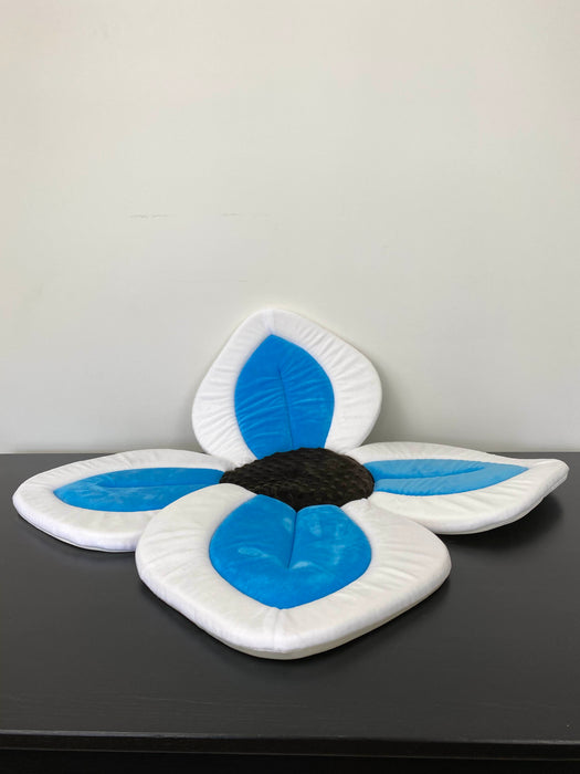 used Blooming Bath Baby Bath