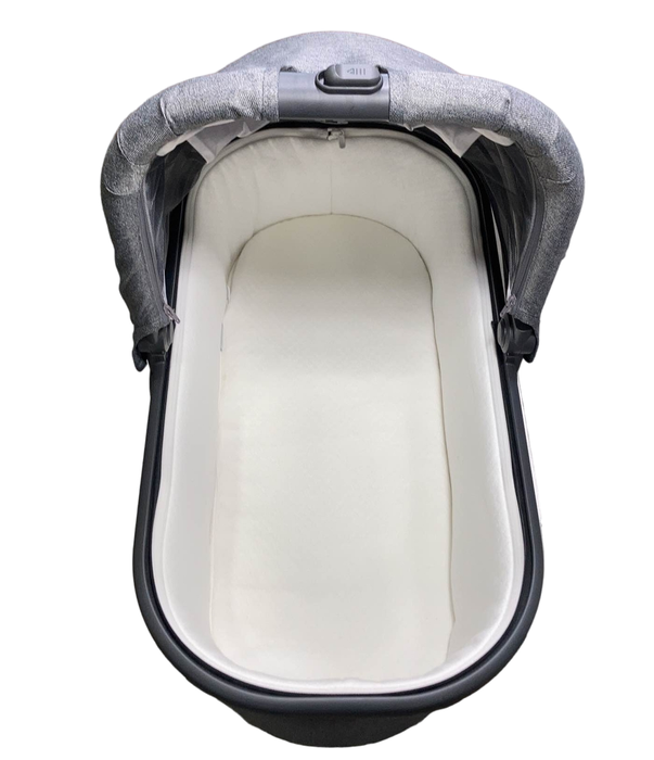 Shop UPPAbaby VISTA V2 Stroller, 2022, Greyson (Charcoal Melange) at Goodbuygears
