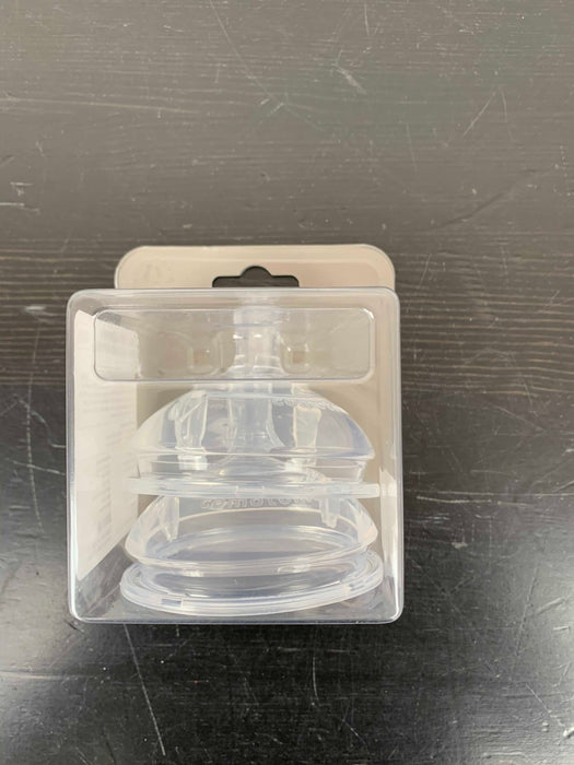 secondhand Comotomo Replacement Nipple 2 pack, Slow Flow