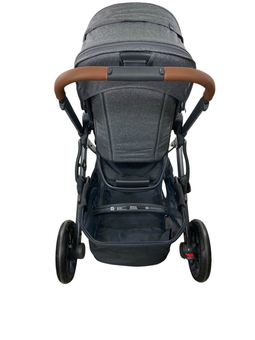 Shop UPPAbaby VISTA V2 Stroller, Greyson (Charcoal Melange) at Goodbuygears