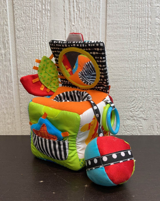 Shop Infantino Big Top Discovery Cube at Goodbuygears