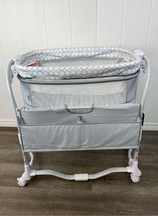 used Ingenuity Dream & Grow Bedside Bassinet Deluxe, Blakely