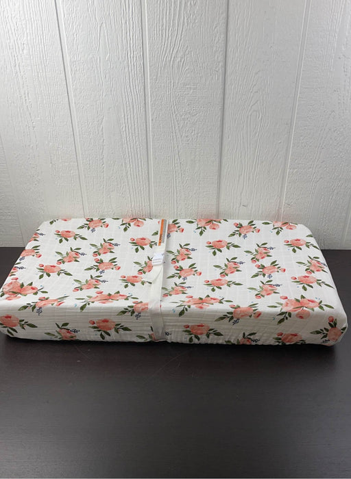 used Summer Infant 4-Sided Changing Pad
