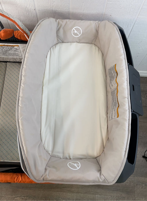 secondhand Graco Pack 'n Play Playard Reversible Napper & Changer