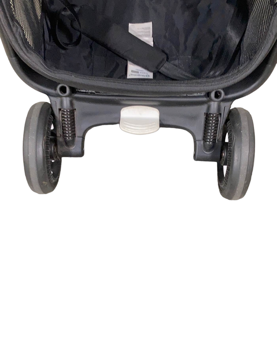 Shop Bugaboo Butterfly Stroller, 2022, Forest Green at Goodbuygears