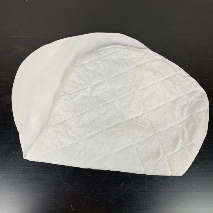 secondhand iLuvBamboo Waterproof Bassinet Cover