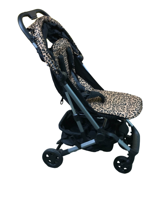 Shop Colugo Compact Stroller, 2022, Wild Child at Goodbuygears