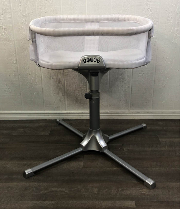 Shop Halo BassiNest Swivel Sleeper, Premiere Series at Goodbuygears